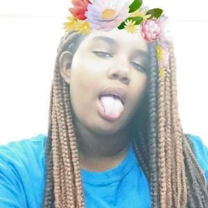 Meet your Posher, Katria